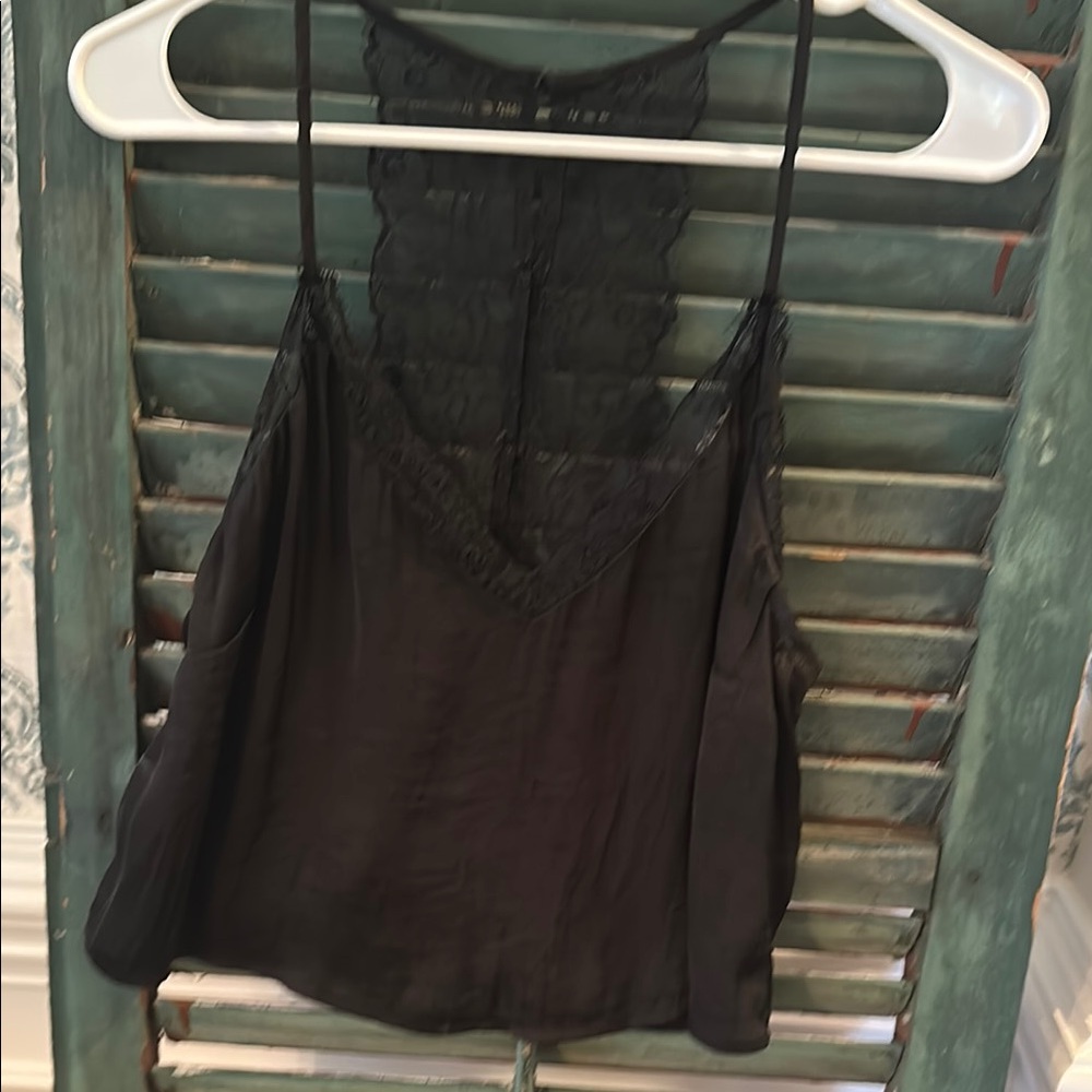 Forever 21 Black Sleeveless Camisole Top